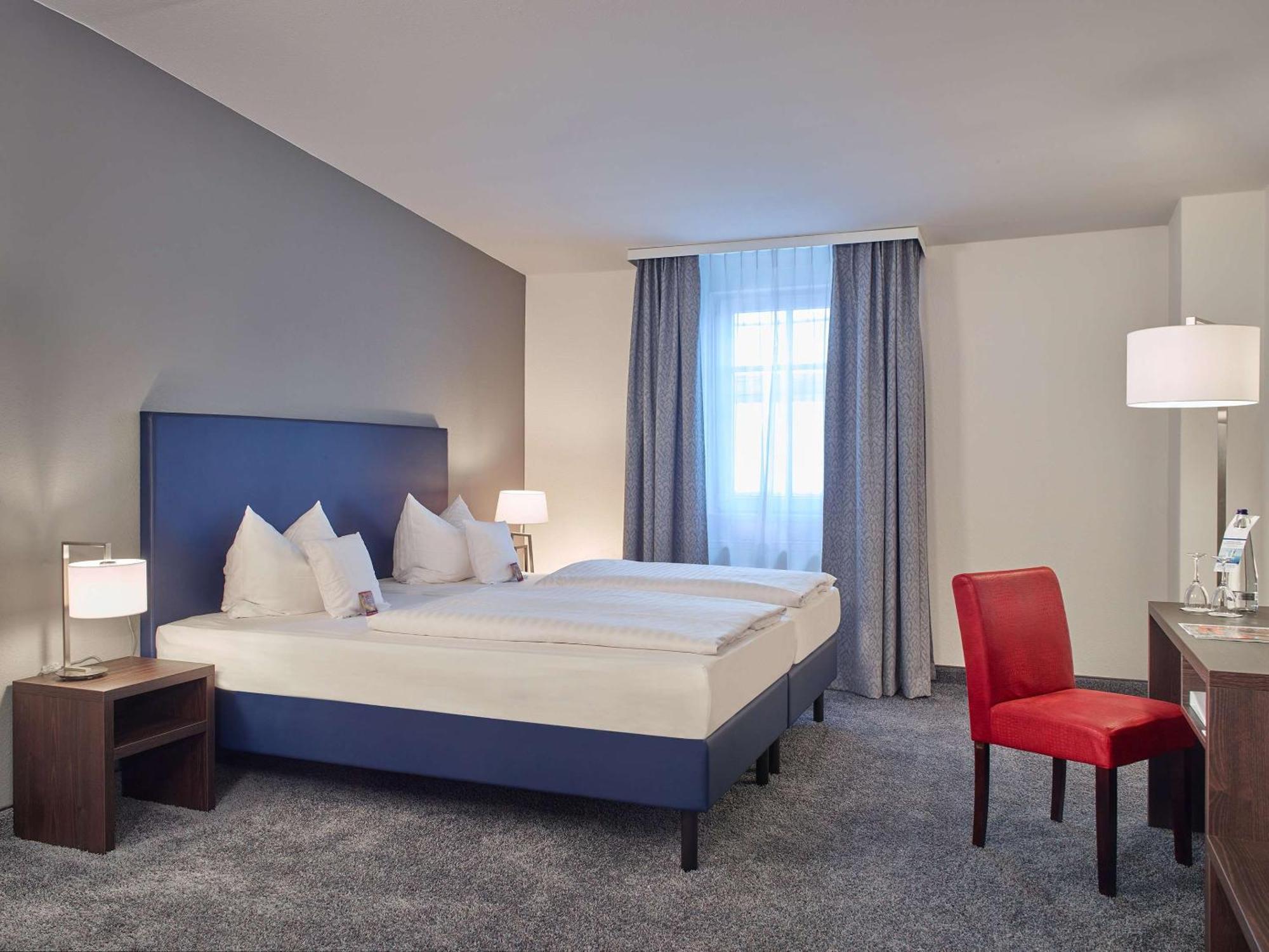 B&K Hotels Флото Экстерьер фото