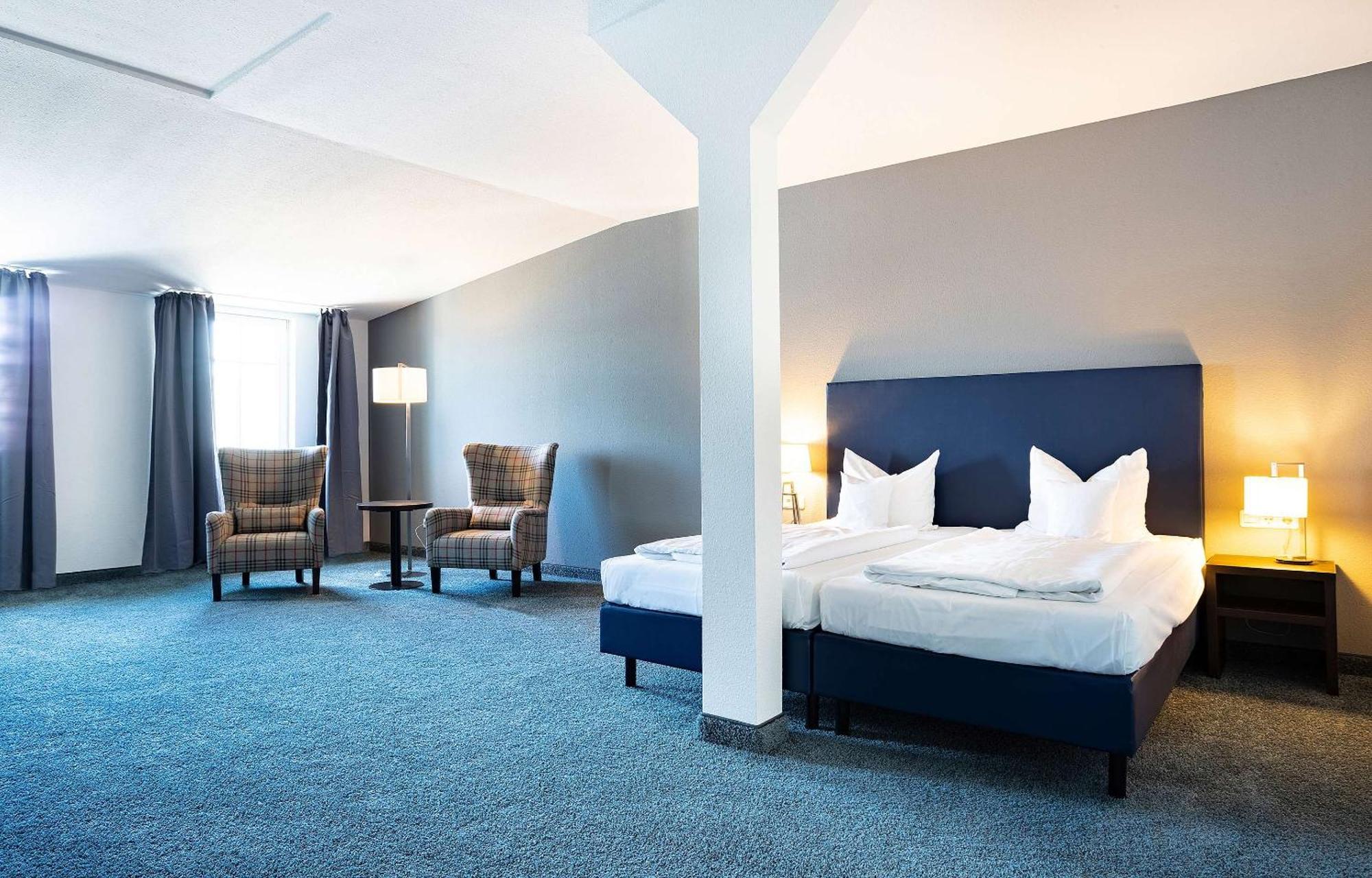 B&K Hotels Флото Экстерьер фото
