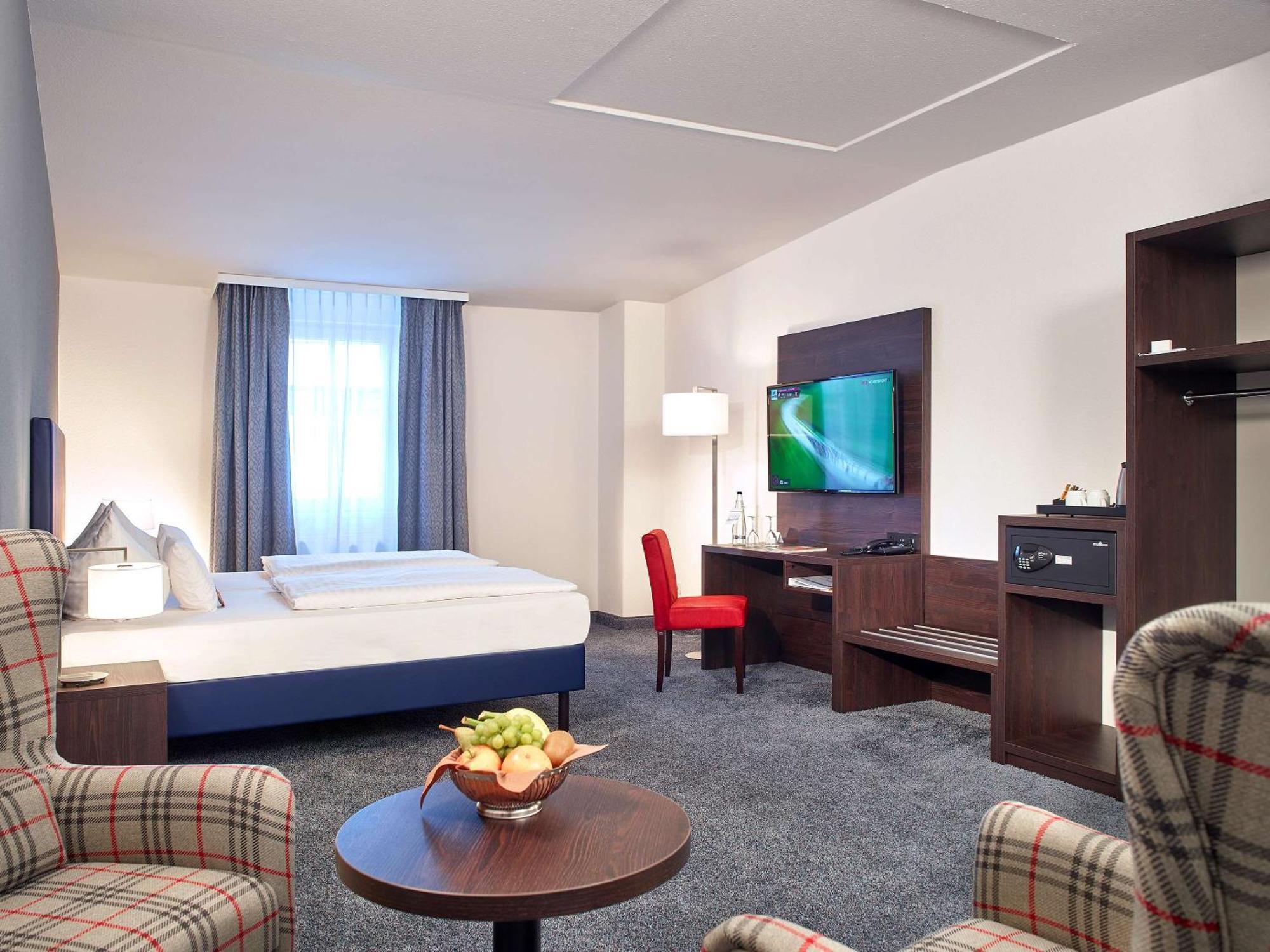 B&K Hotels Флото Экстерьер фото